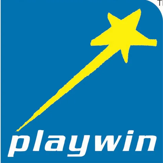 PLAYWIN - Game Balap Seru dan Menantang